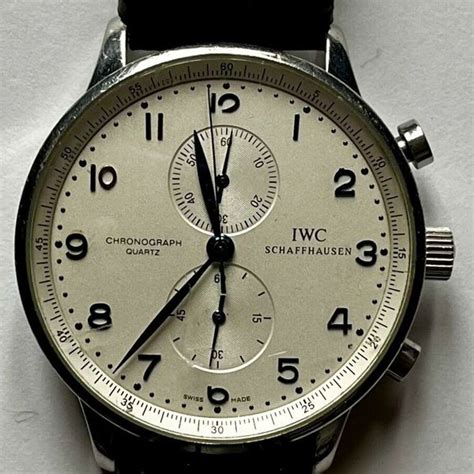 iwc schaffhausen chronograph quartz.